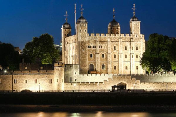 torre londres noche